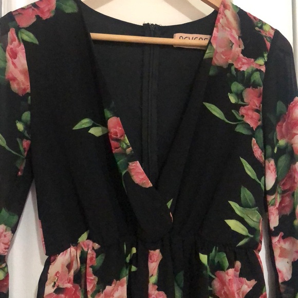 Floral Romper - Picture 3 of 4